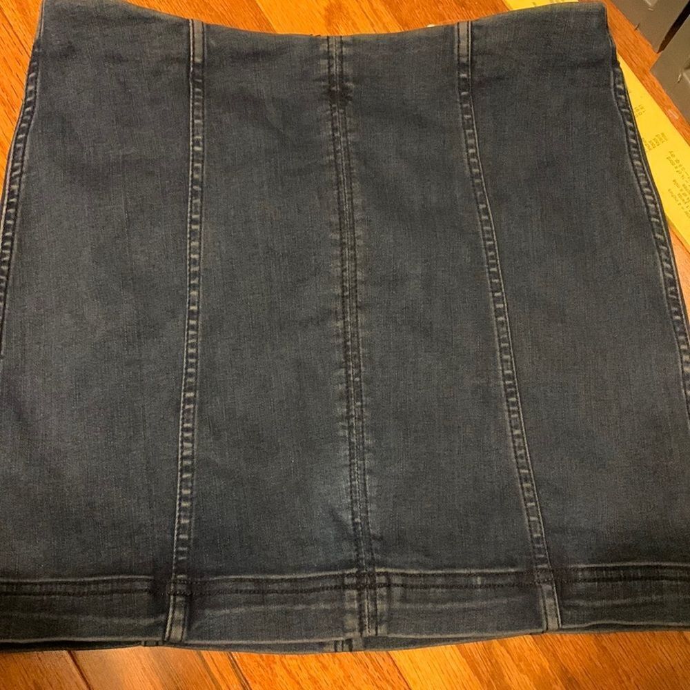 Free people size 8 denim mini skirt